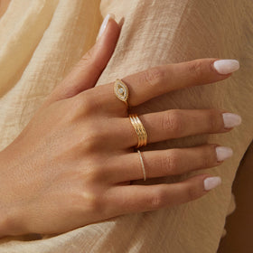 SHOP RINGS