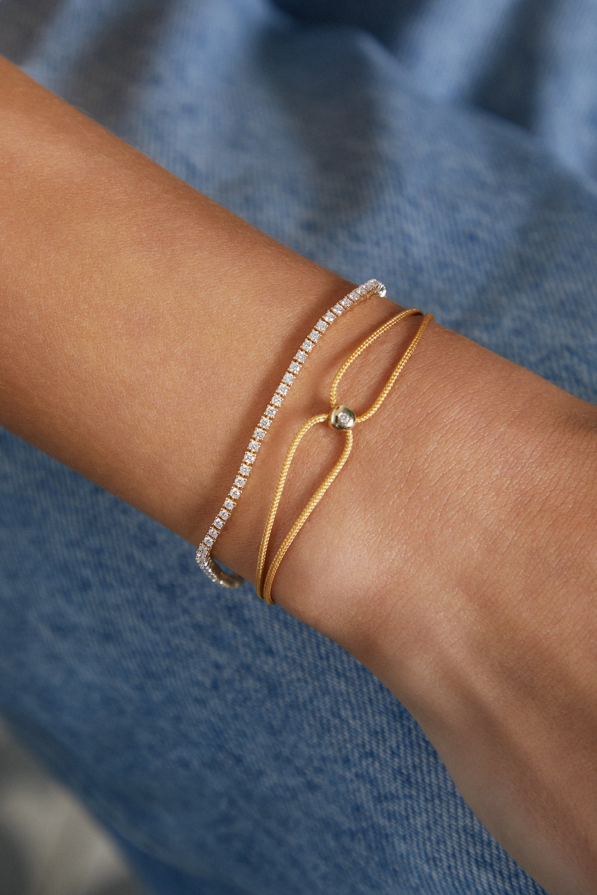 Diamond Dot Cord Bracelet In White Gold