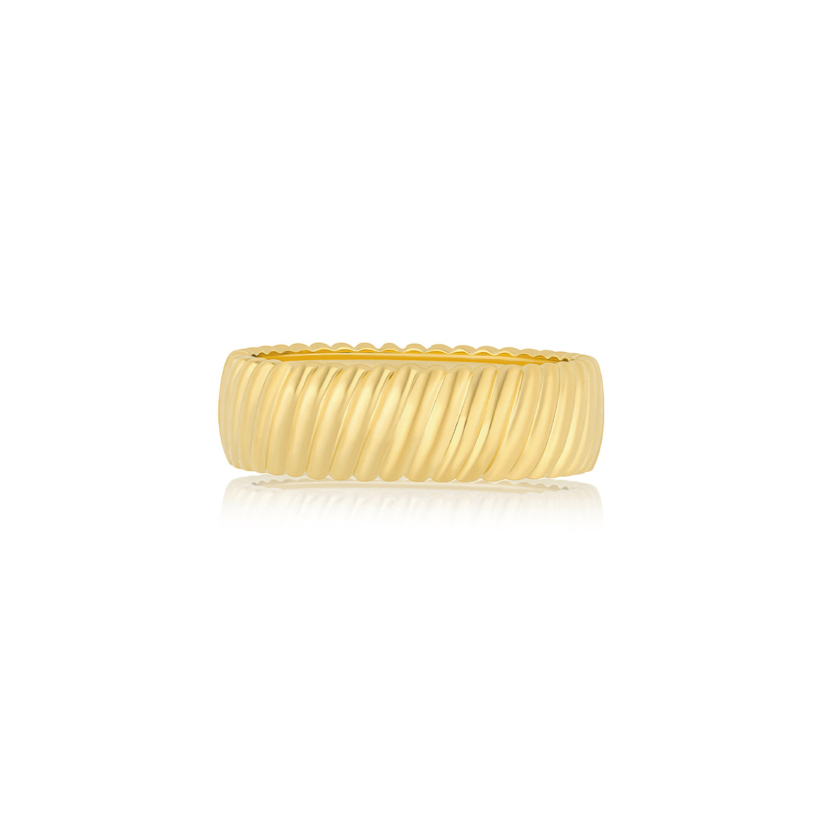 Diamond Jumbo Twist Ring in 14k yellow gold back side view