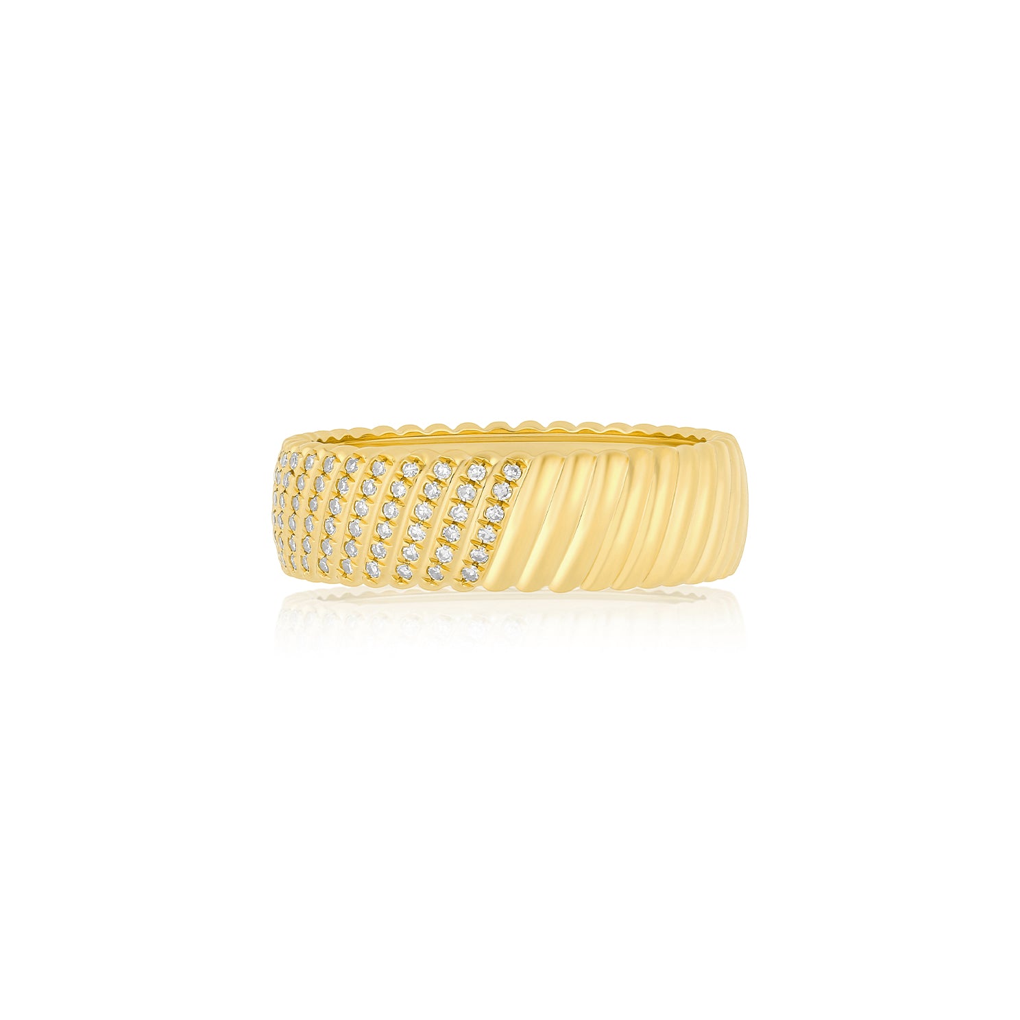 Diamond Jumbo Twist Ring in 14k yellow gold side view