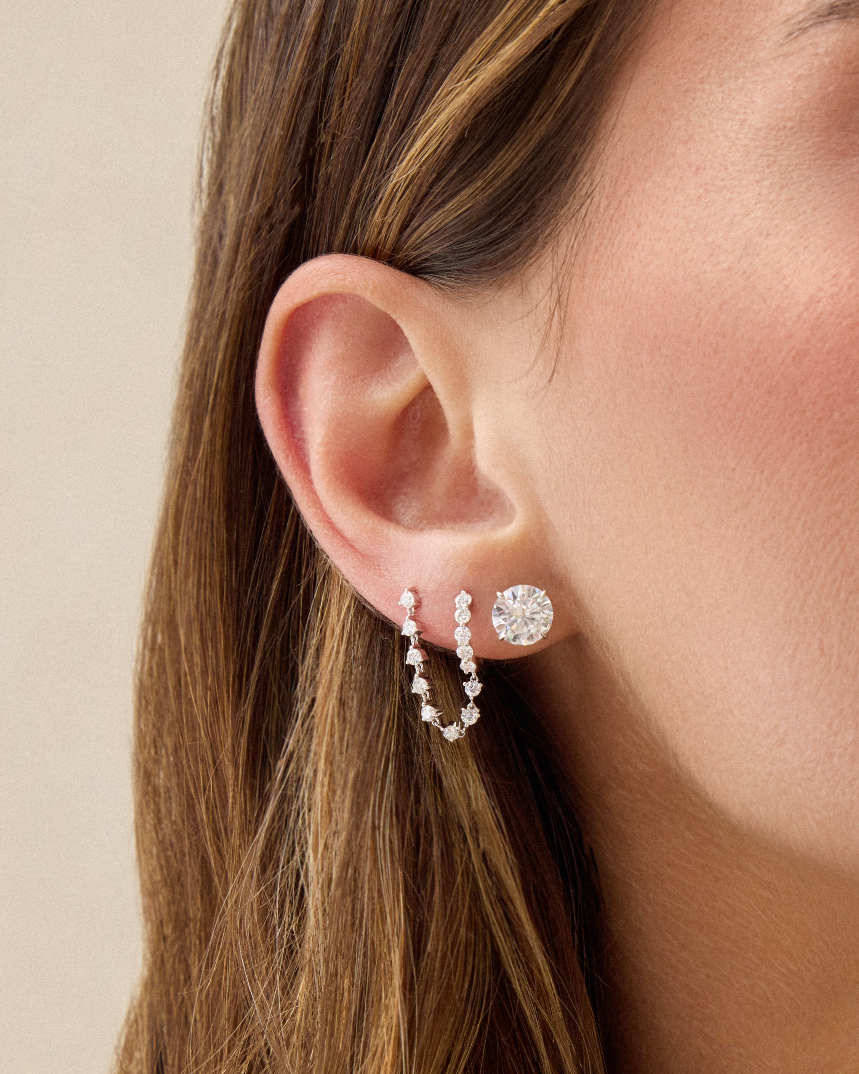 Round Diamond Stud Earrings