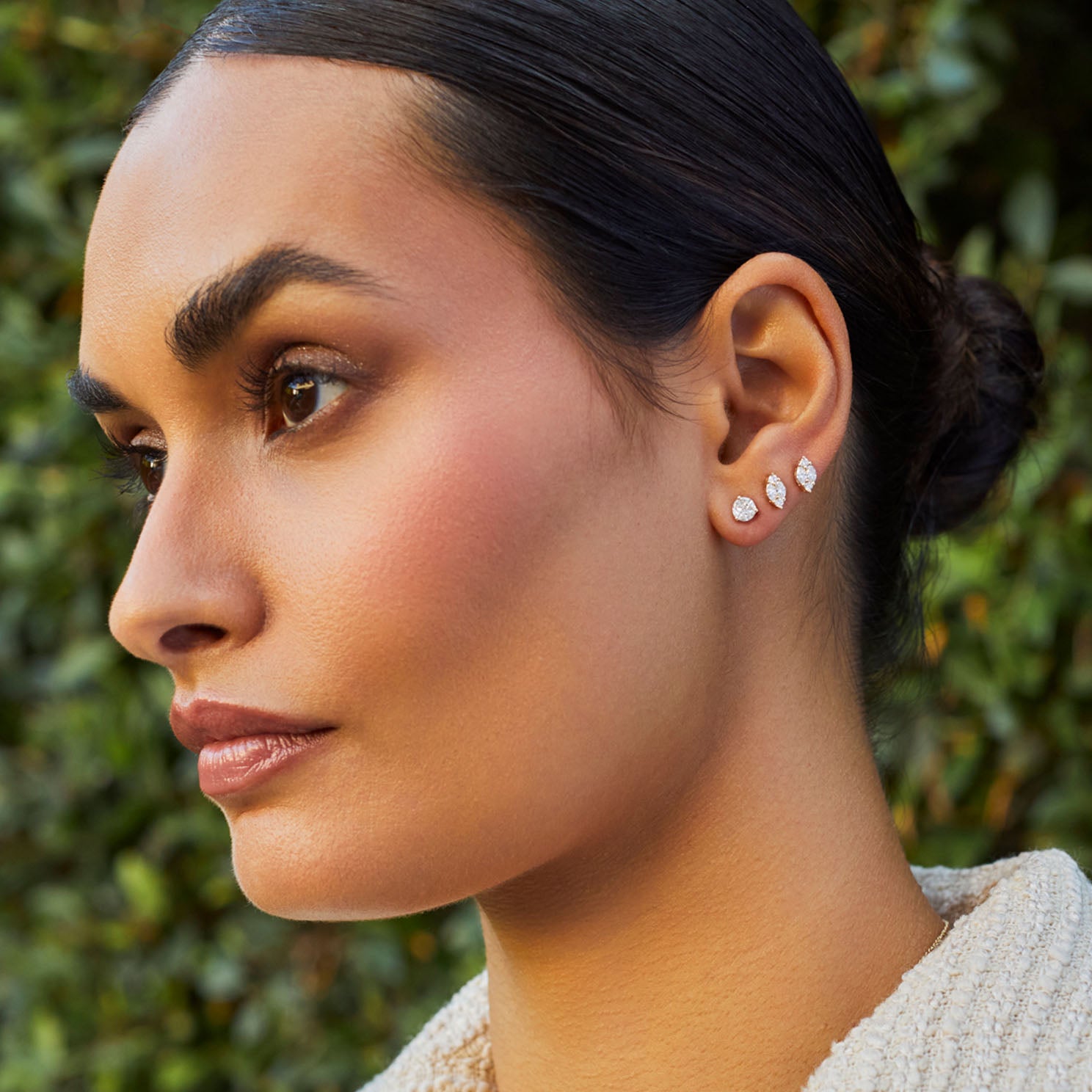 Diamond Illusion Round Stud Earrings