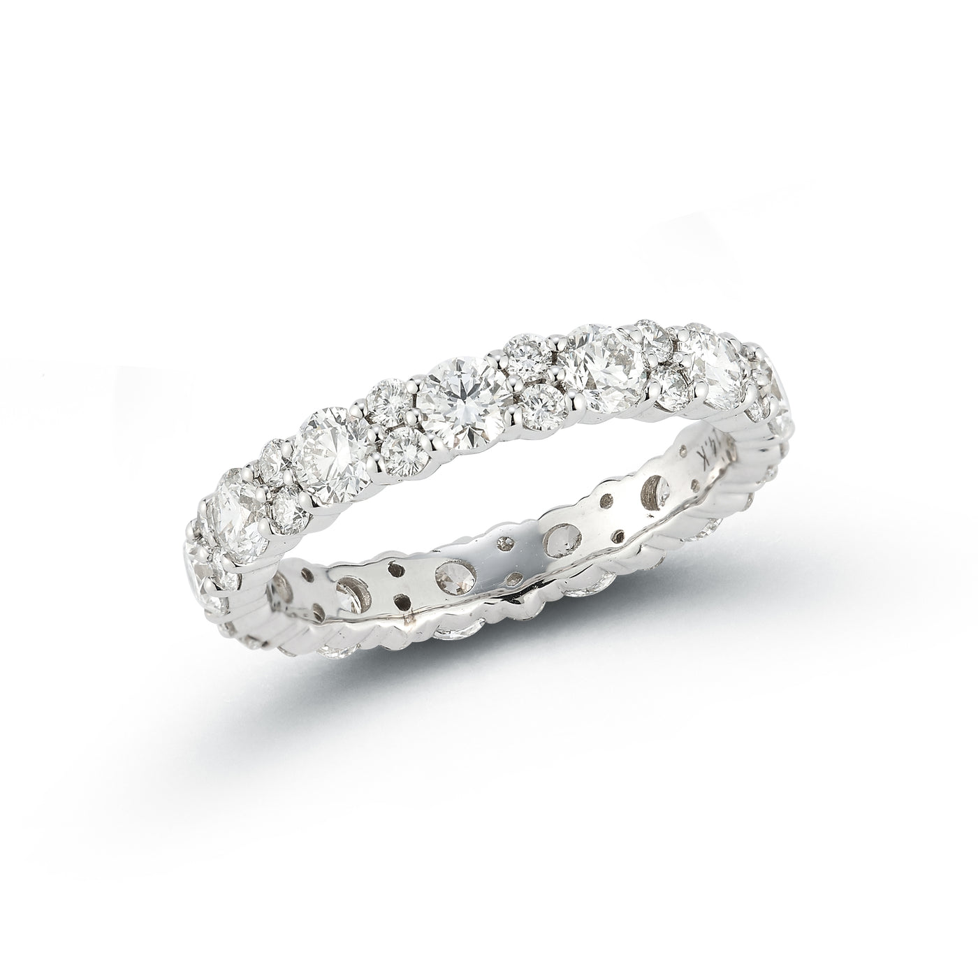 Round & Illusion Diamond Eternity Band in 18k white gold