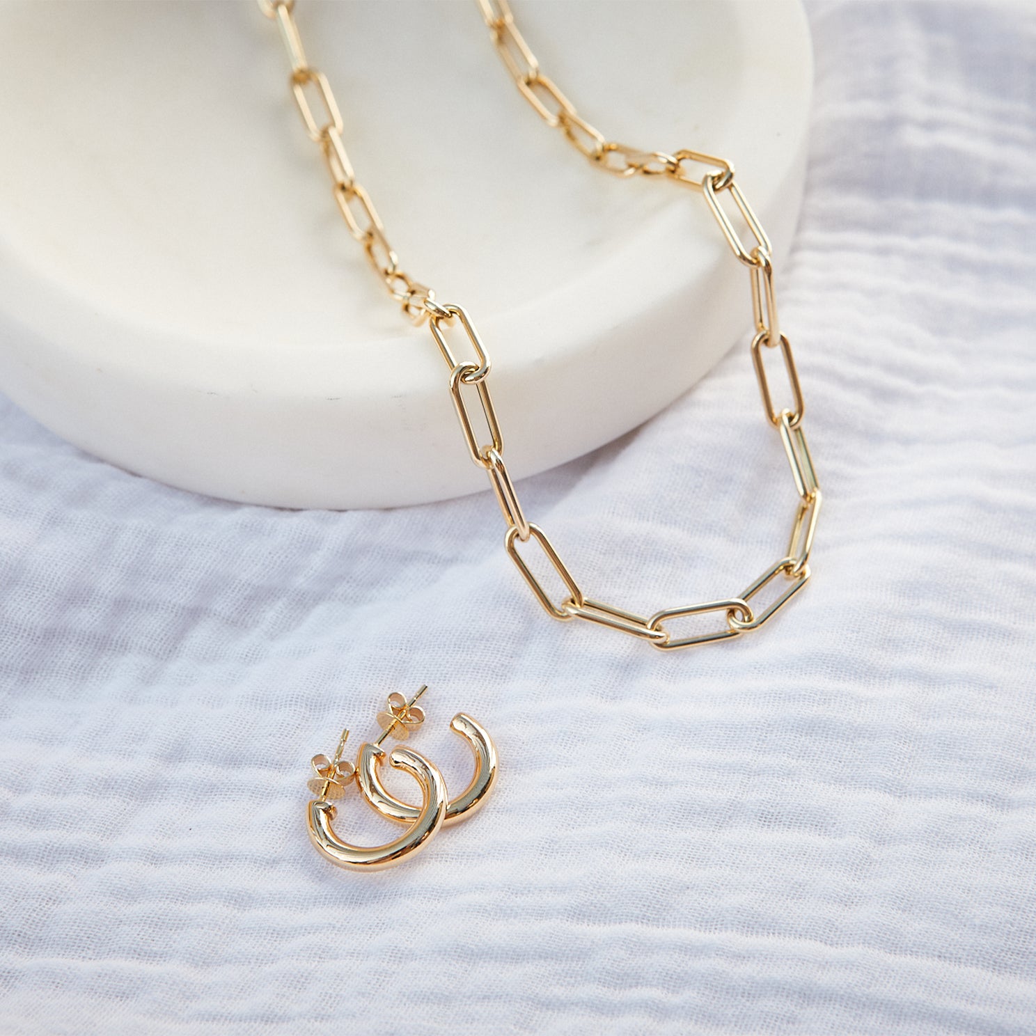 18kt gold SASHA diamond cuff earring