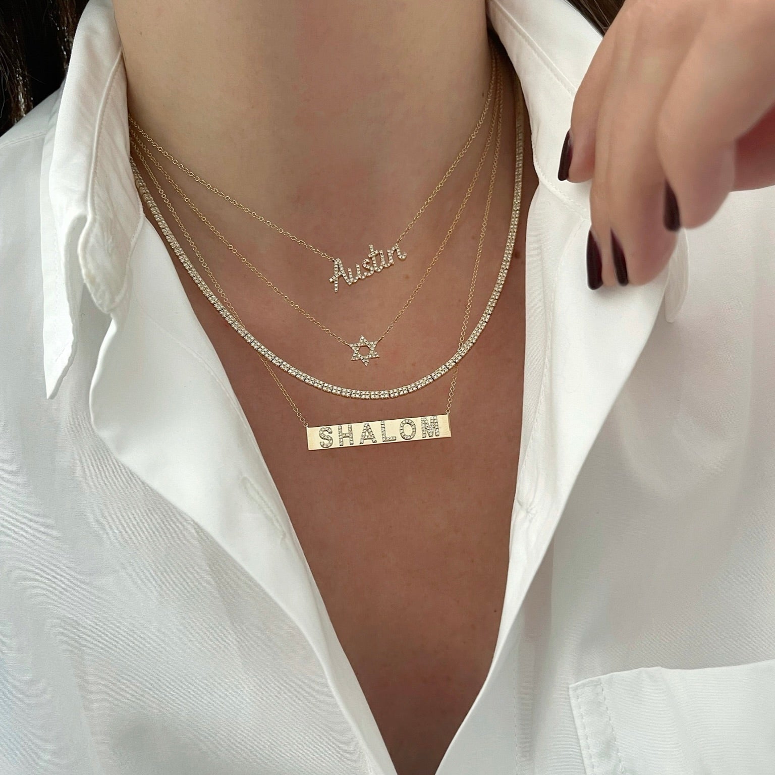 Gold necklace with diamond name Clearance