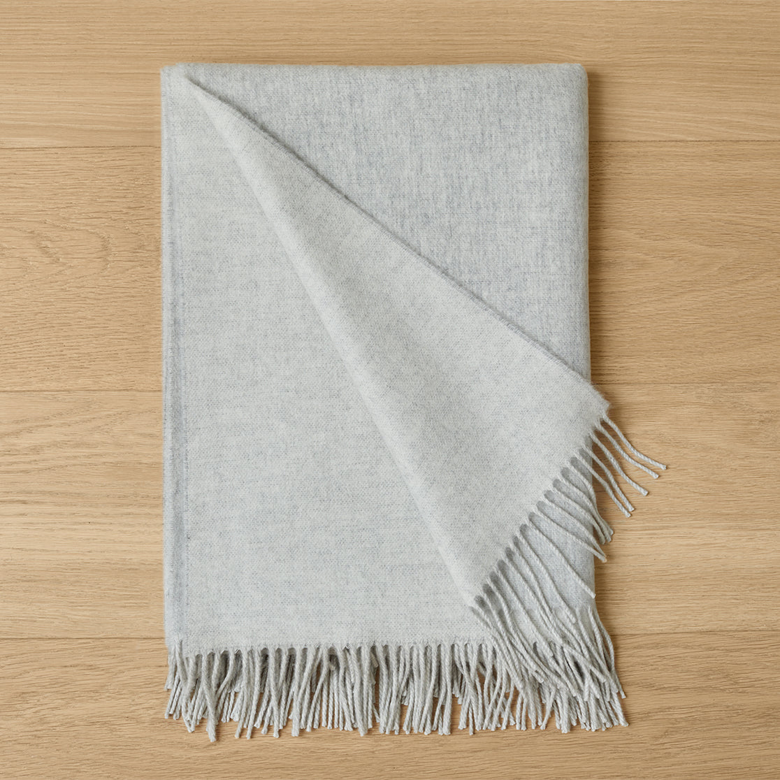 Reversible Cashmere Throw Blanket in Light Grey and Ivory