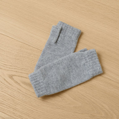 100% Cashmere Wrist Warmer in Light Grey