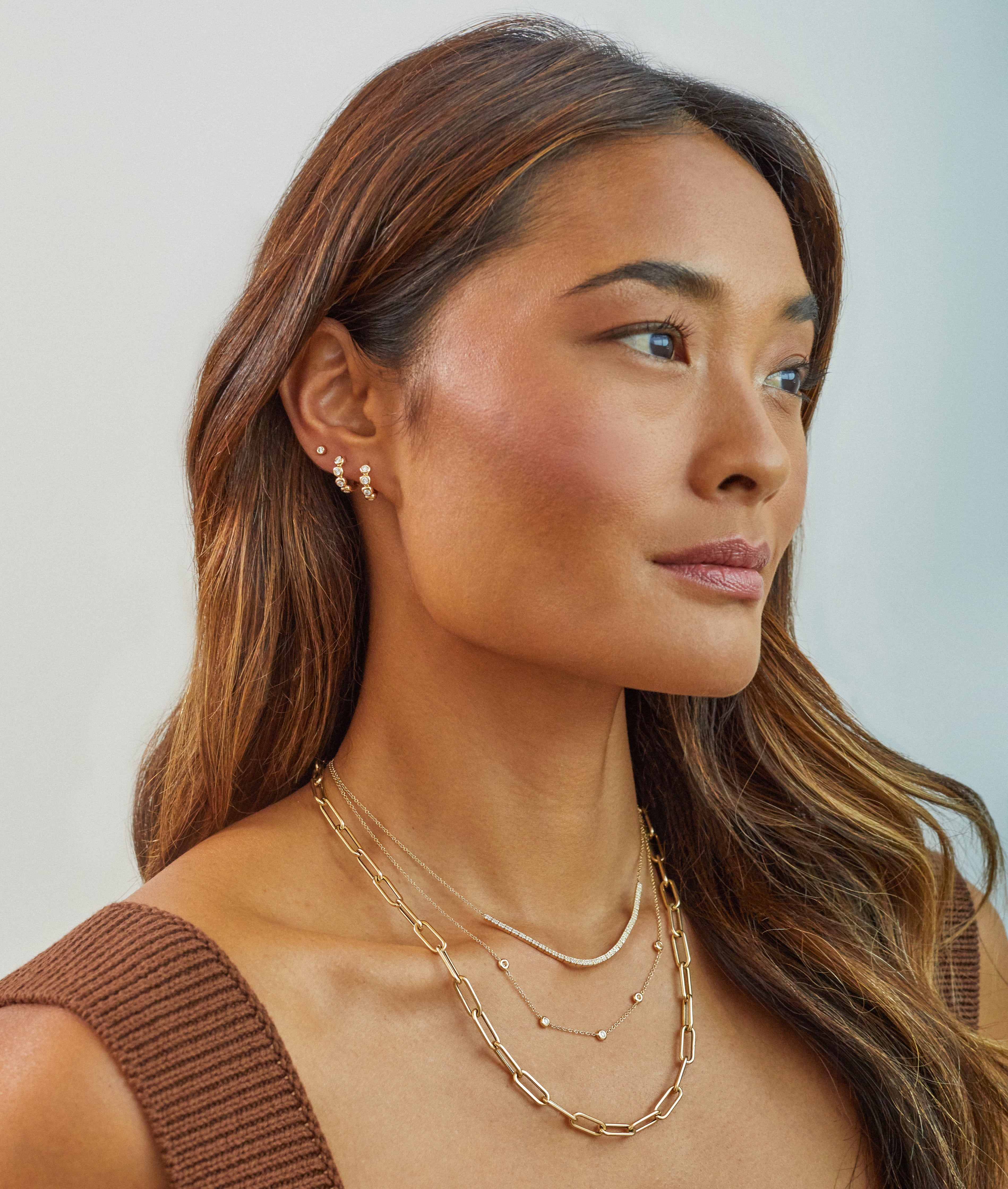 5 Diamond Pillow Necklace